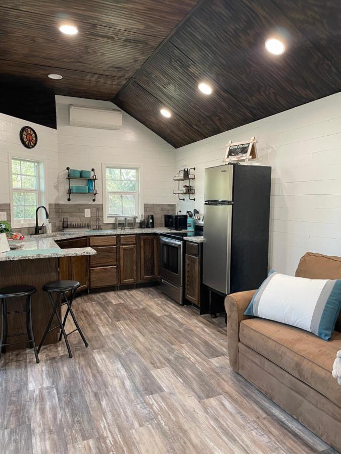 Cozy Cabin In Crestwood Subdivision Avinger Bagian luar foto