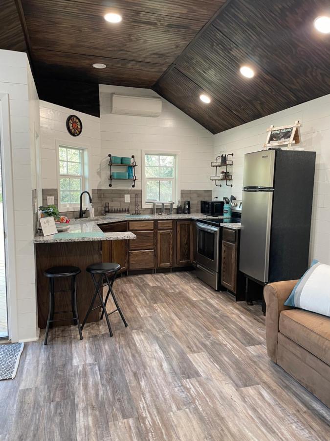 Cozy Cabin In Crestwood Subdivision Avinger Bagian luar foto